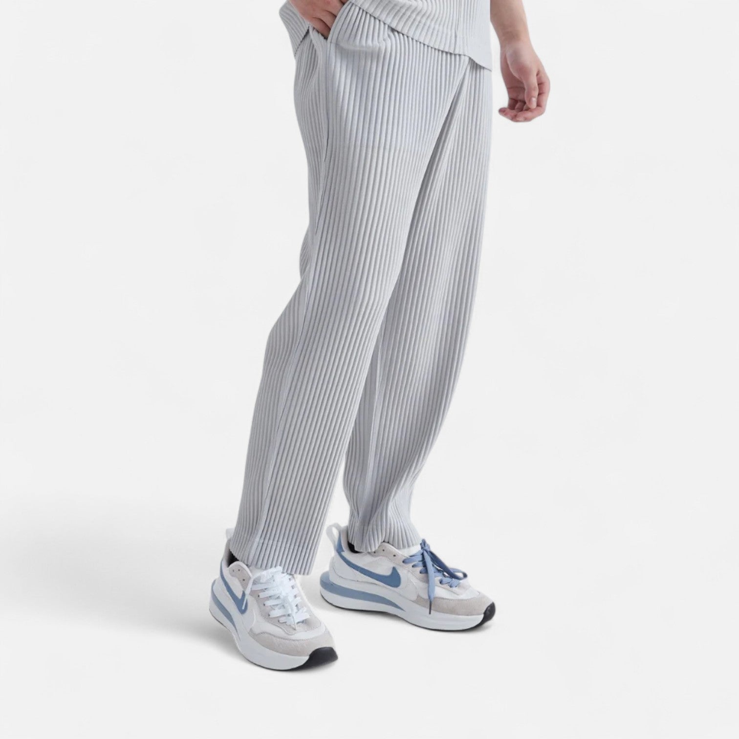 Bellanoa | Men’s Ribbed Cotton Trousers in Relaxed Fit
