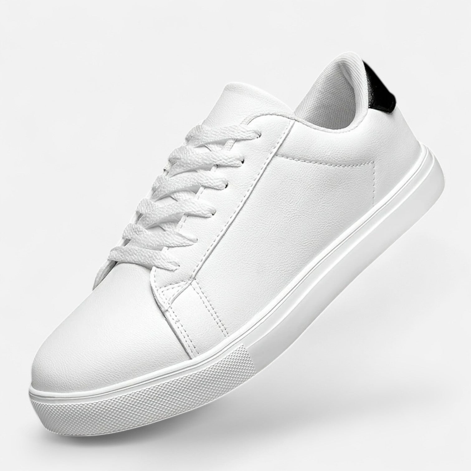 Bellanoa | Men’s Classic Sneakers in Low-Top Leather