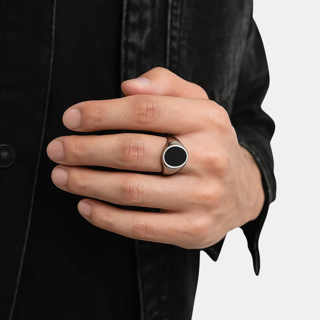 Noviqlo | Stainless Steel Oval Signet Ring