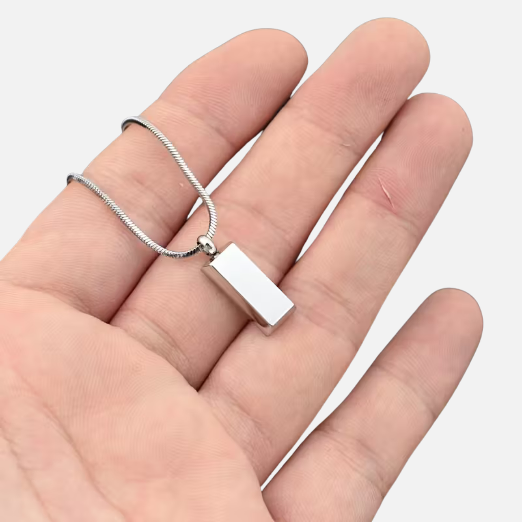 Noviqlo | Stainless Steel Bar Pendant Necklace